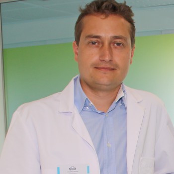 Javier Alfaro, podólogo de la Unidad del Pie de Policlínica Gipuzkoa y Podoactiva
