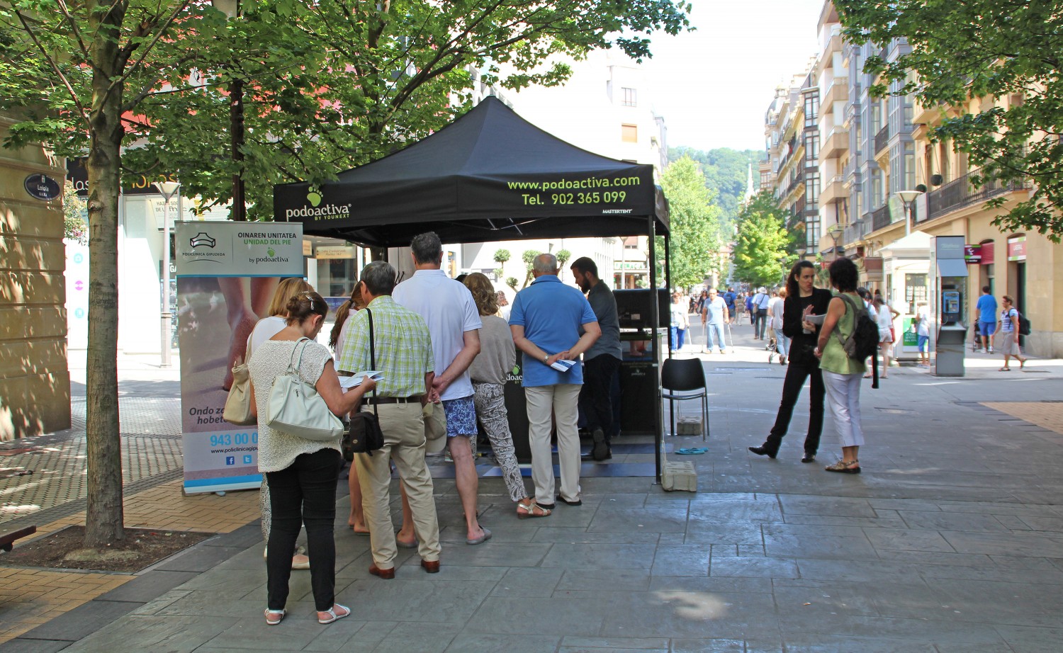 Stand de la Unidad del Pie en la Calle Liola