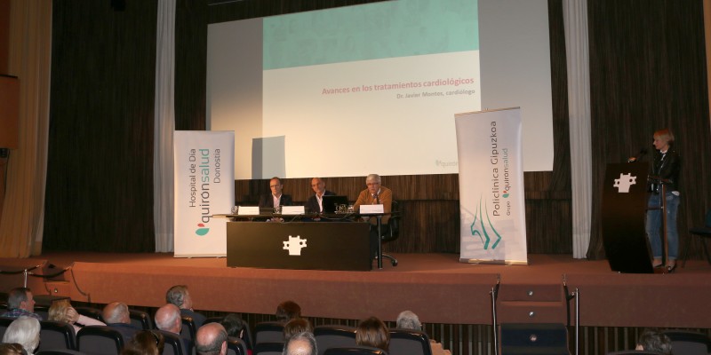 Más de un centenar de personas acudieron ayer al primer Aula de Salud de 2016 de Policlínica Gipuzkoa en San Sebastián.