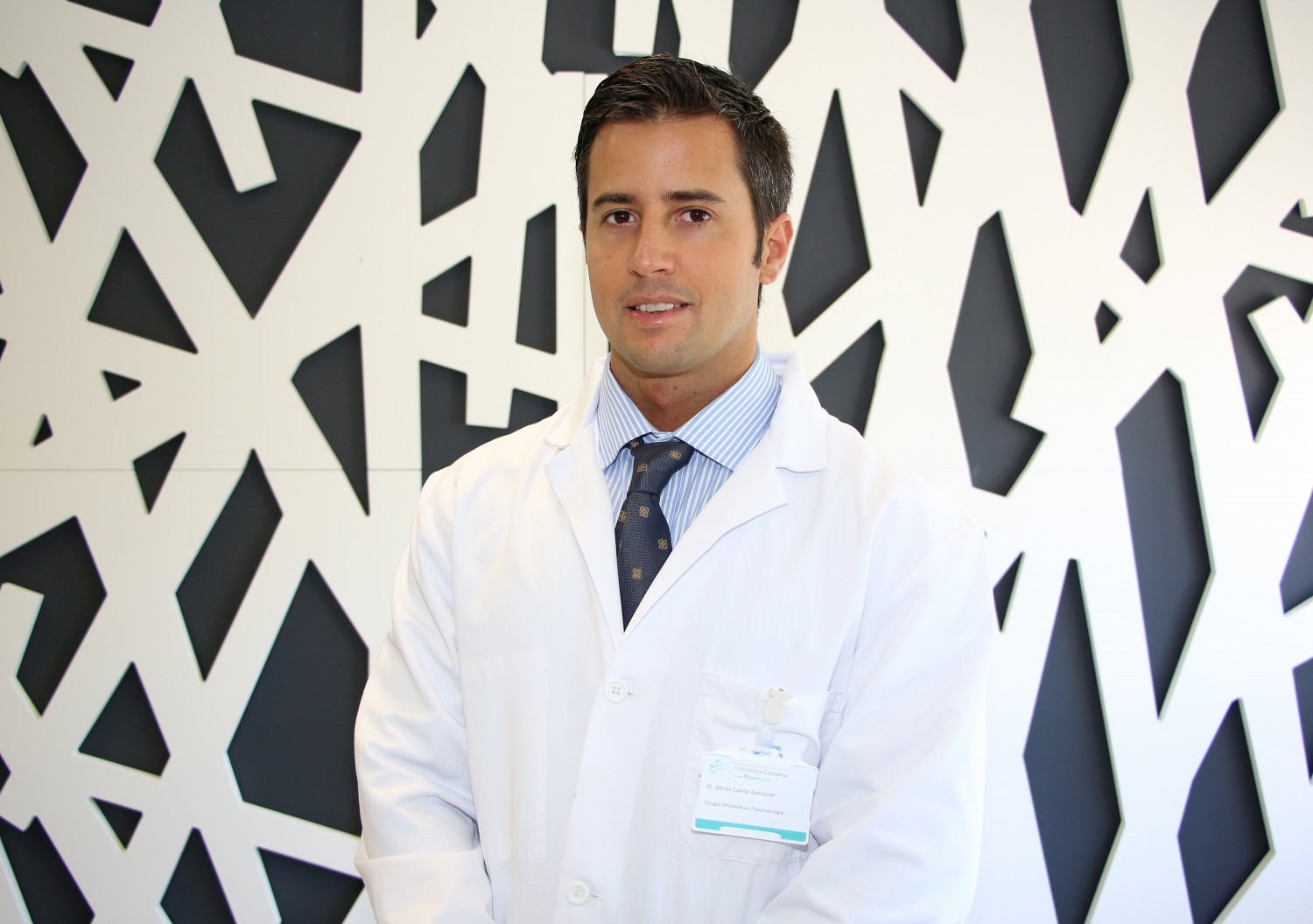 dr_adrian_cuellar_ayestaran_trumatologo_policlinica_gipuzkoa